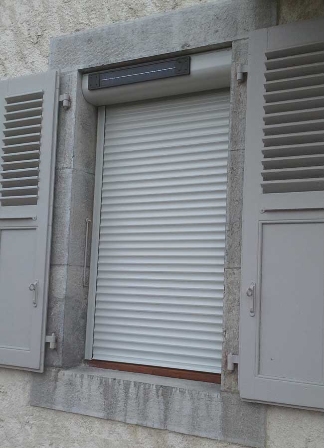 menuiserie-stor-electrique-exterieur–74-haute-savoie